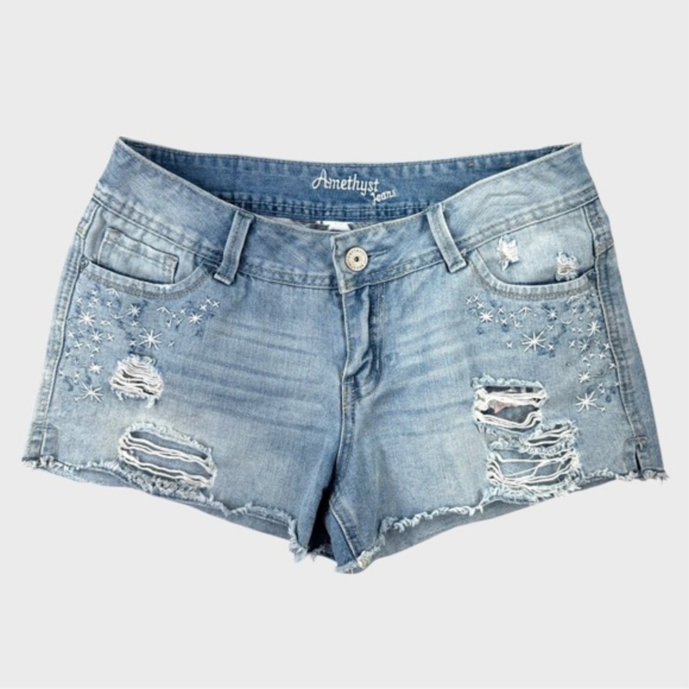 Y2K Indie Sleaze Women's Size 11 Cut off denim shorts embellished embroidered